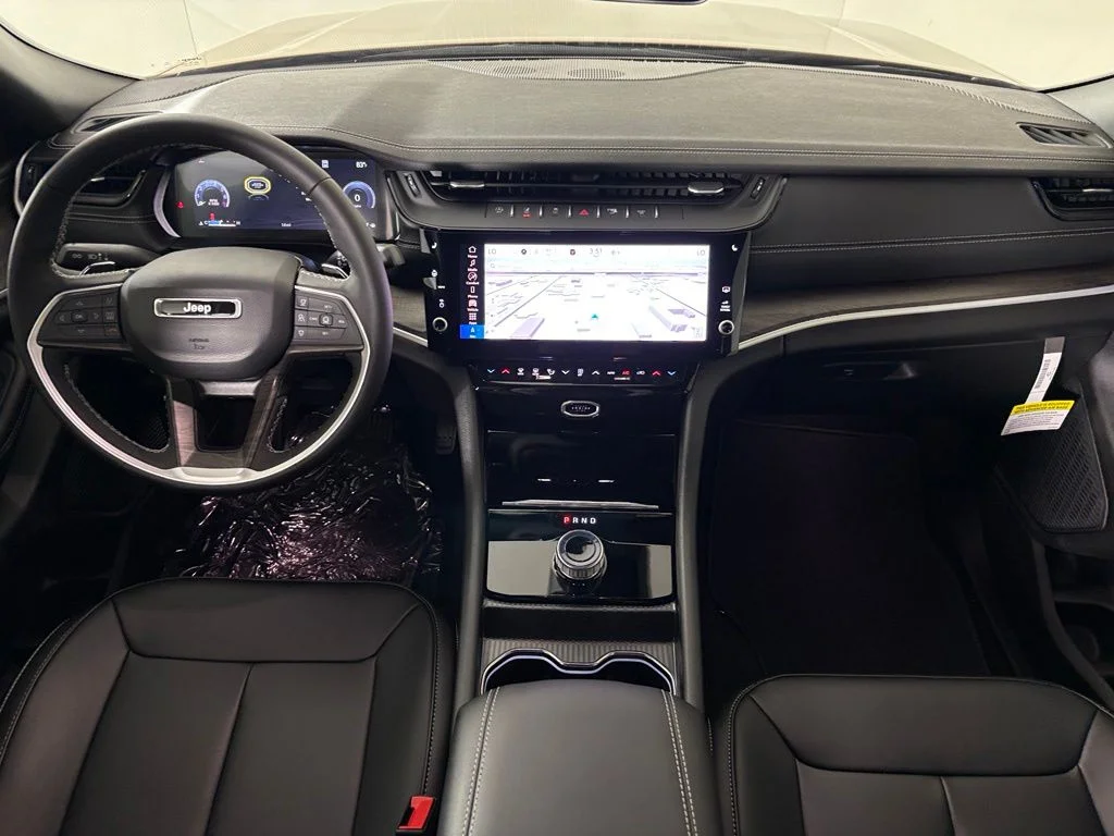 New 2027 Brown Jeep Limited image 35