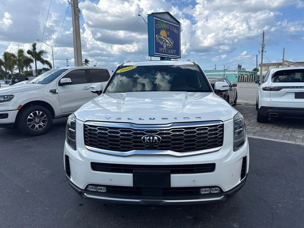 Used 2020  Kia SX image 2