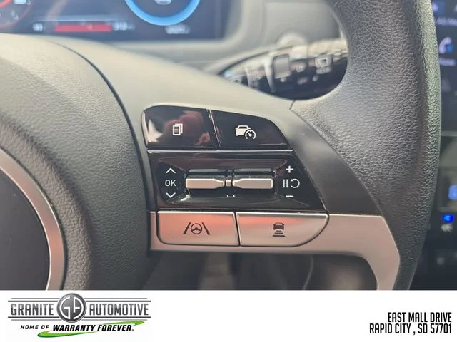 Used 2024 White Hyundai SEL image 33