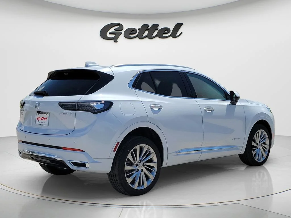 New 2026 Iridescent White Tricoat Buick Avenir image 4