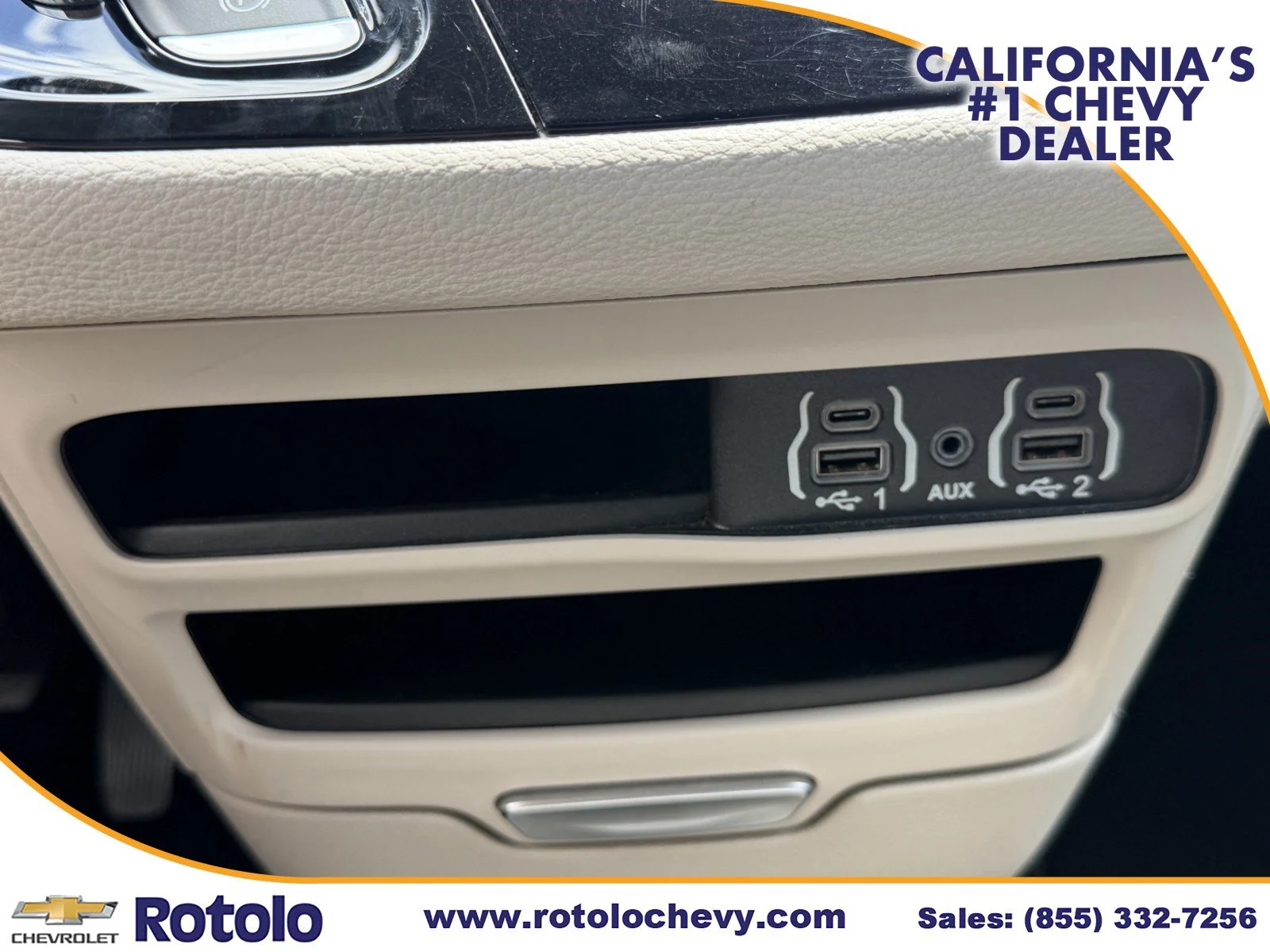 Used 2023 Silver Mist Clearcoat Chrysler Hybrid Touring L image 26