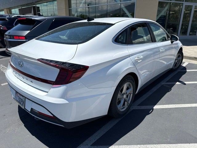 Used 2023 Serenity White Hyundai SE image 3