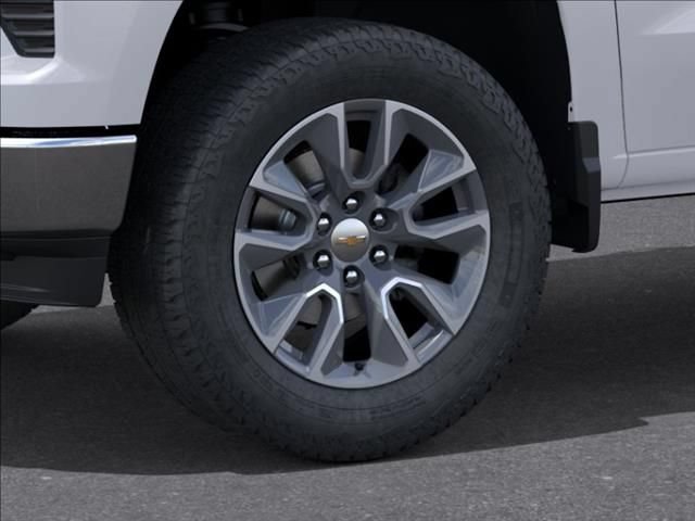 New 2026 Summit White Chevrolet LT (2FL) image 9
