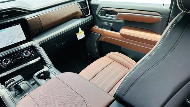 2025 GMC Sierra 1500 Denali Ultimate - Photo 18