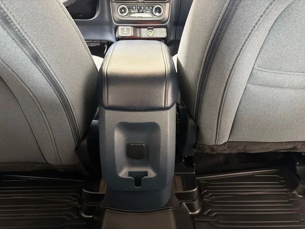 Used 2024 White Ford XLT image 21