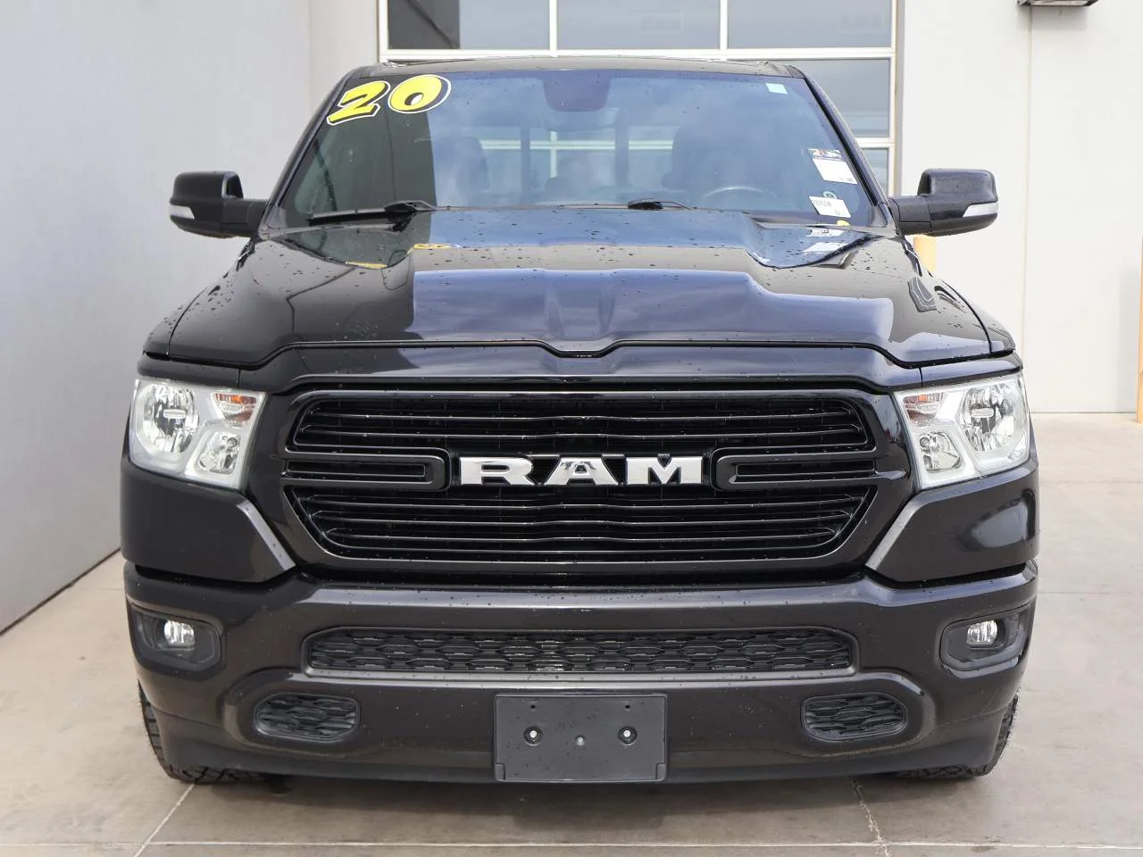 Used 2020 Diamond Black Crystal Pearl Coat Ram Big Horn Crew Cab image 5