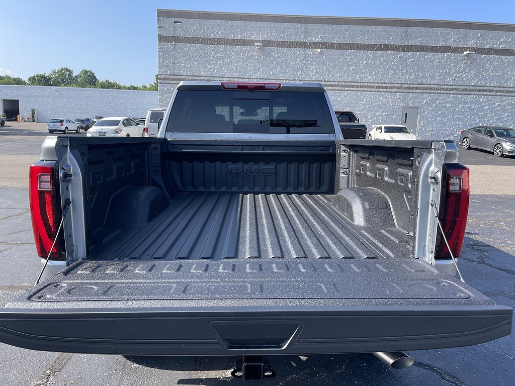 2026 GMC Sierra 3500HD SLT - Photo 9