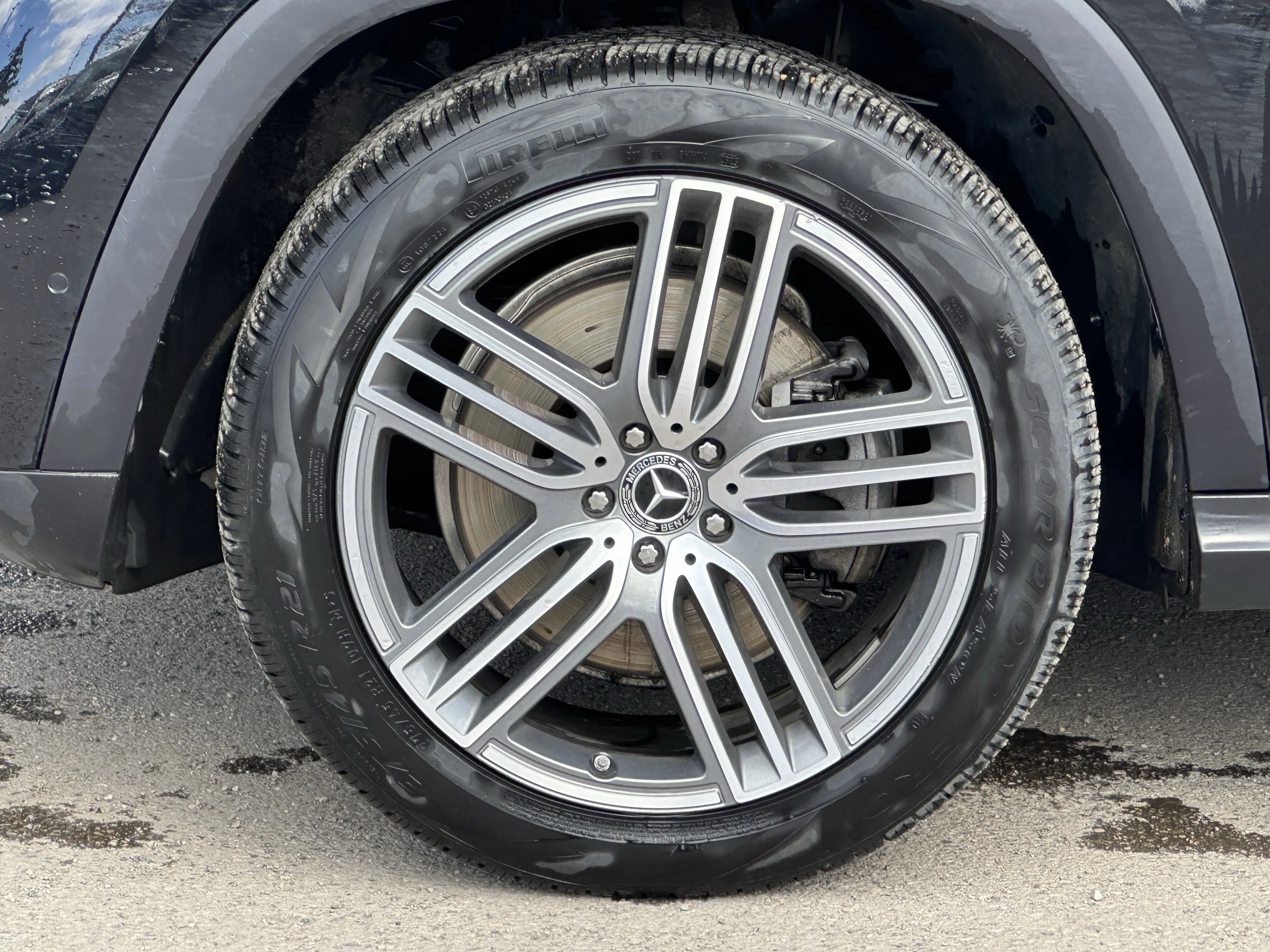 Certified Used 2026  Mercedes-Benz GLS 450 image 6