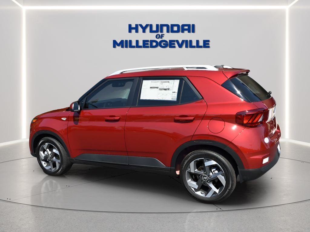 Used 2025 ULTIMATE RED Hyundai Limited image 2