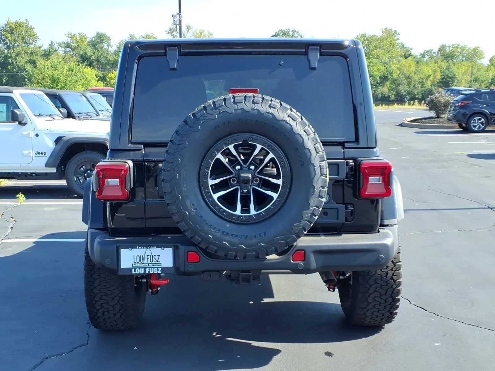 New 2026 Black Clear-Coat Exterior Paint Jeep Rubicon X image 18