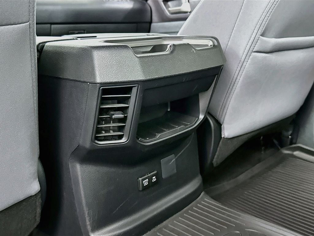 2025 Toyota Tundra SR5 - Photo 25