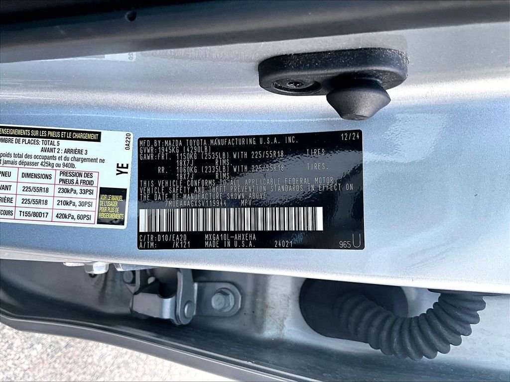 Used 2025 Silver Toyota XLE image 9