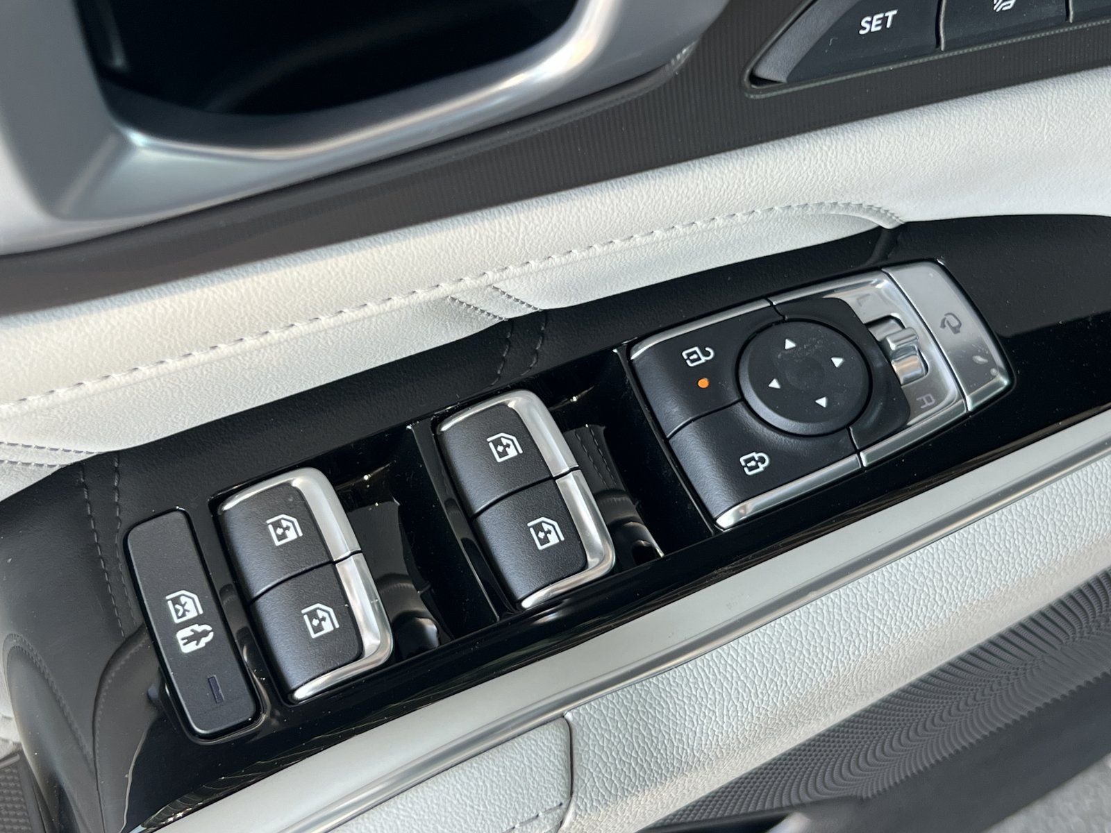 New 2026 Volcanic Sand Kia X-Line SX Prestige AWD image 11