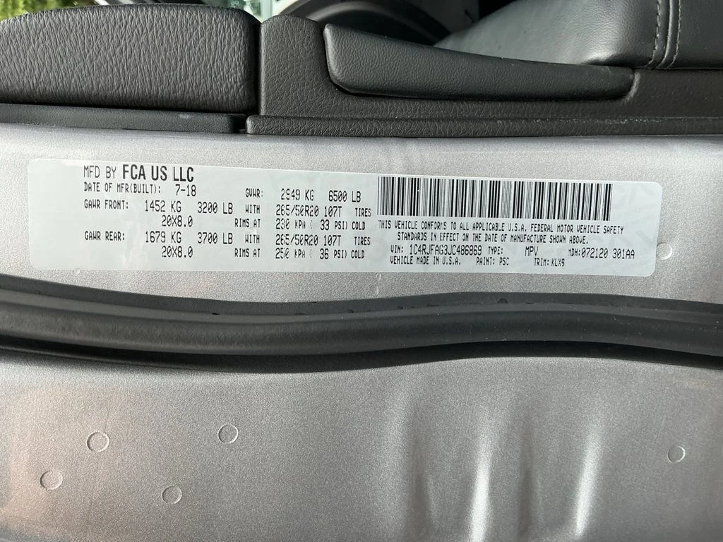 Used 2018 Silver Jeep Altitude image 25