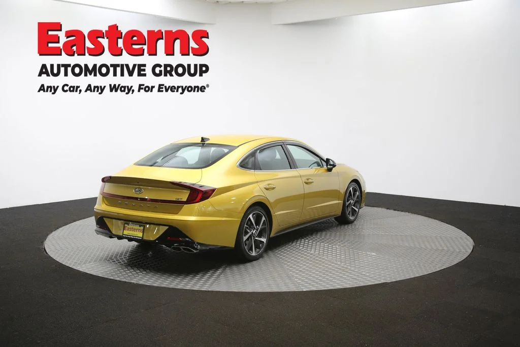 Used 2021 Yellow Hyundai SEL Plus image 39