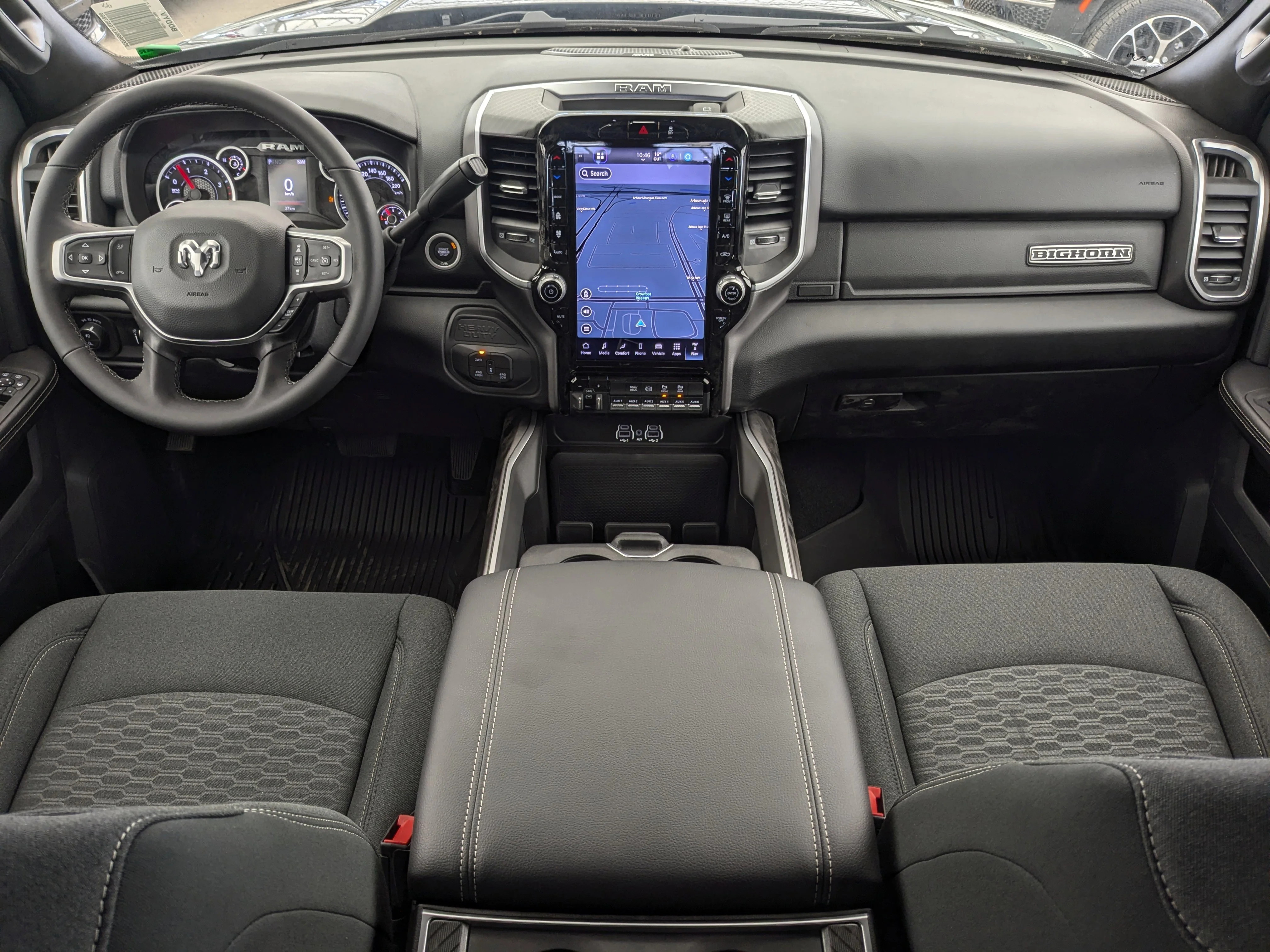 New 2026 Black RAM Big Horn - 6.7L HO Diesel - 12 Nav - Sport App Pkg - 5th Wheel/Gooseneck Prep - Alpine Audio & More image 25