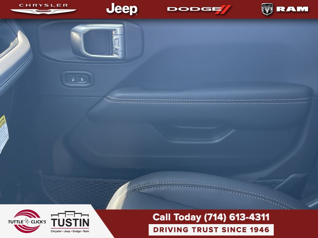 New 2026 Black Clear-Coat Exterior Paint Jeep Sahara image 21