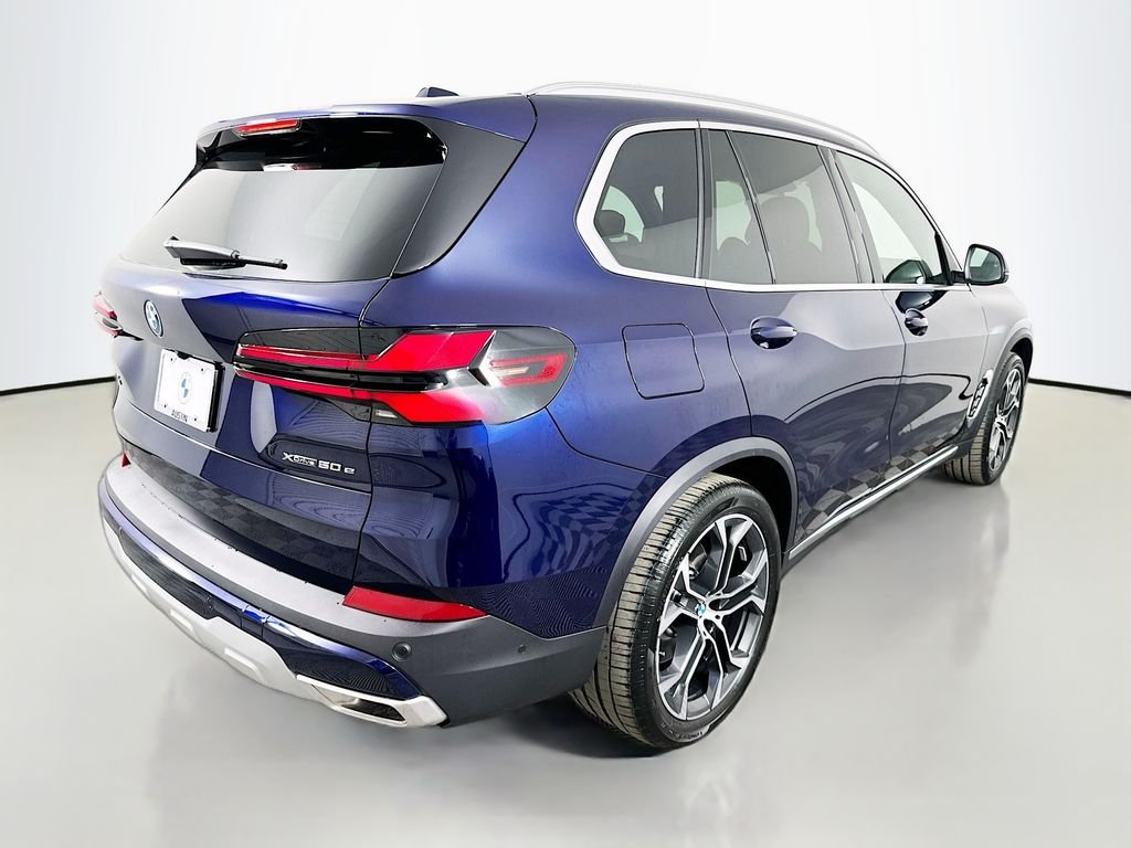 New 2026 Tanzanite Blue II Metallic BMW xDrive50e image 5