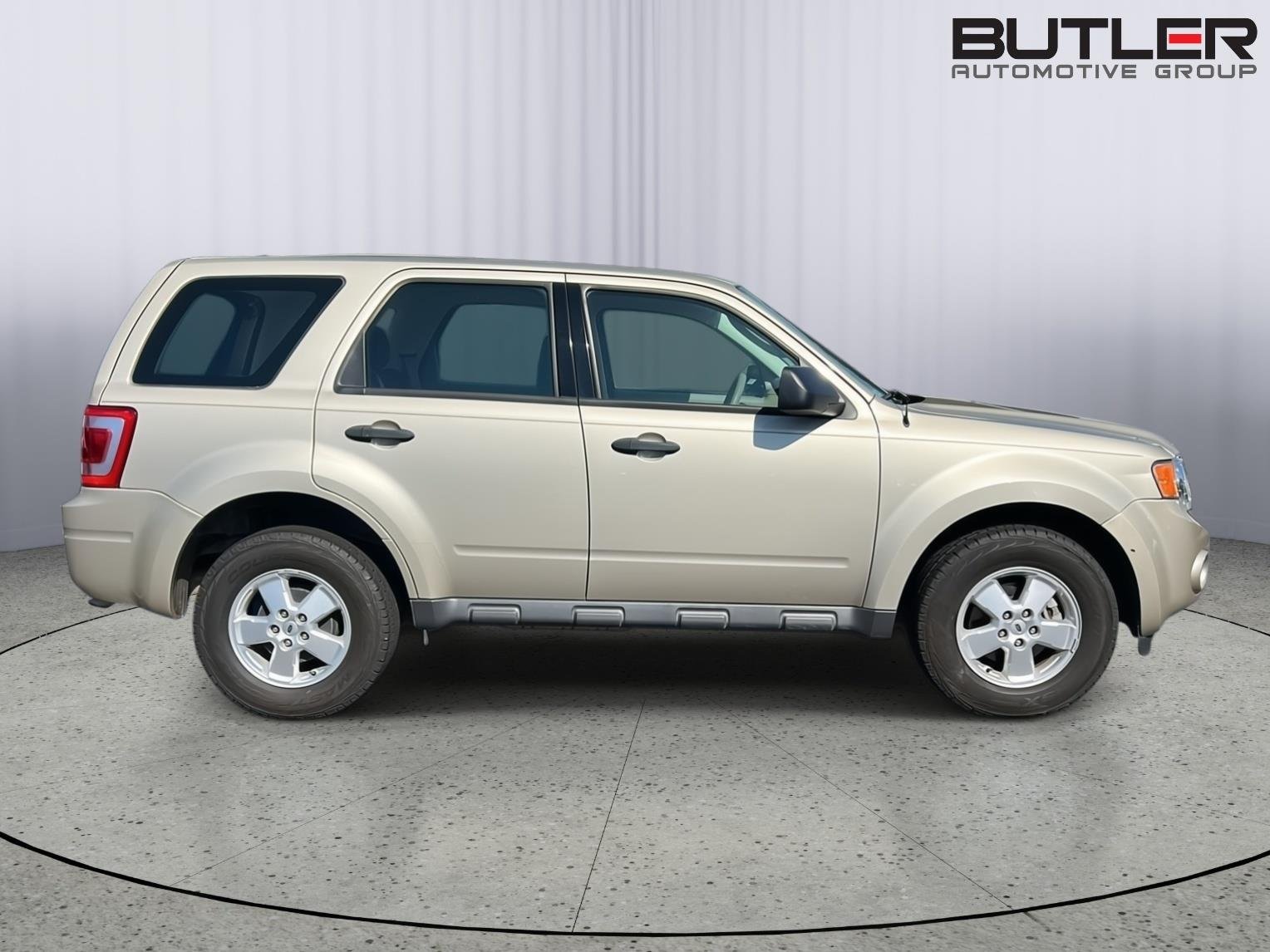 Used 2012 Gold Leaf Metallic Ford XLS image 6