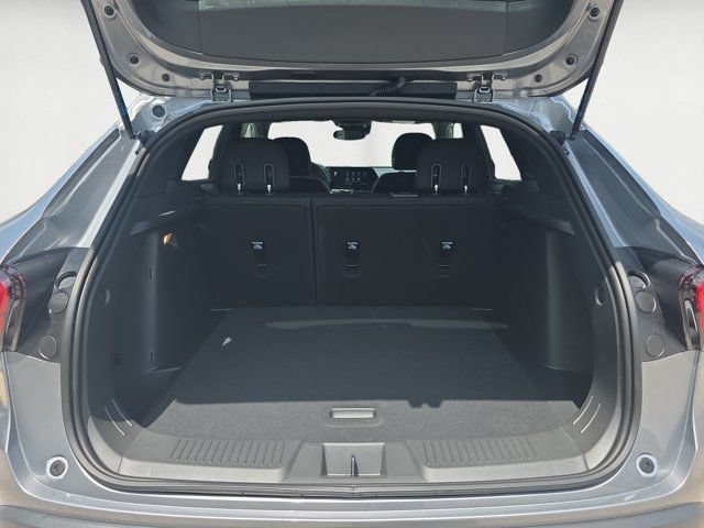 New 2026 Sterling Gray Metallic Chevrolet 1RS image 20