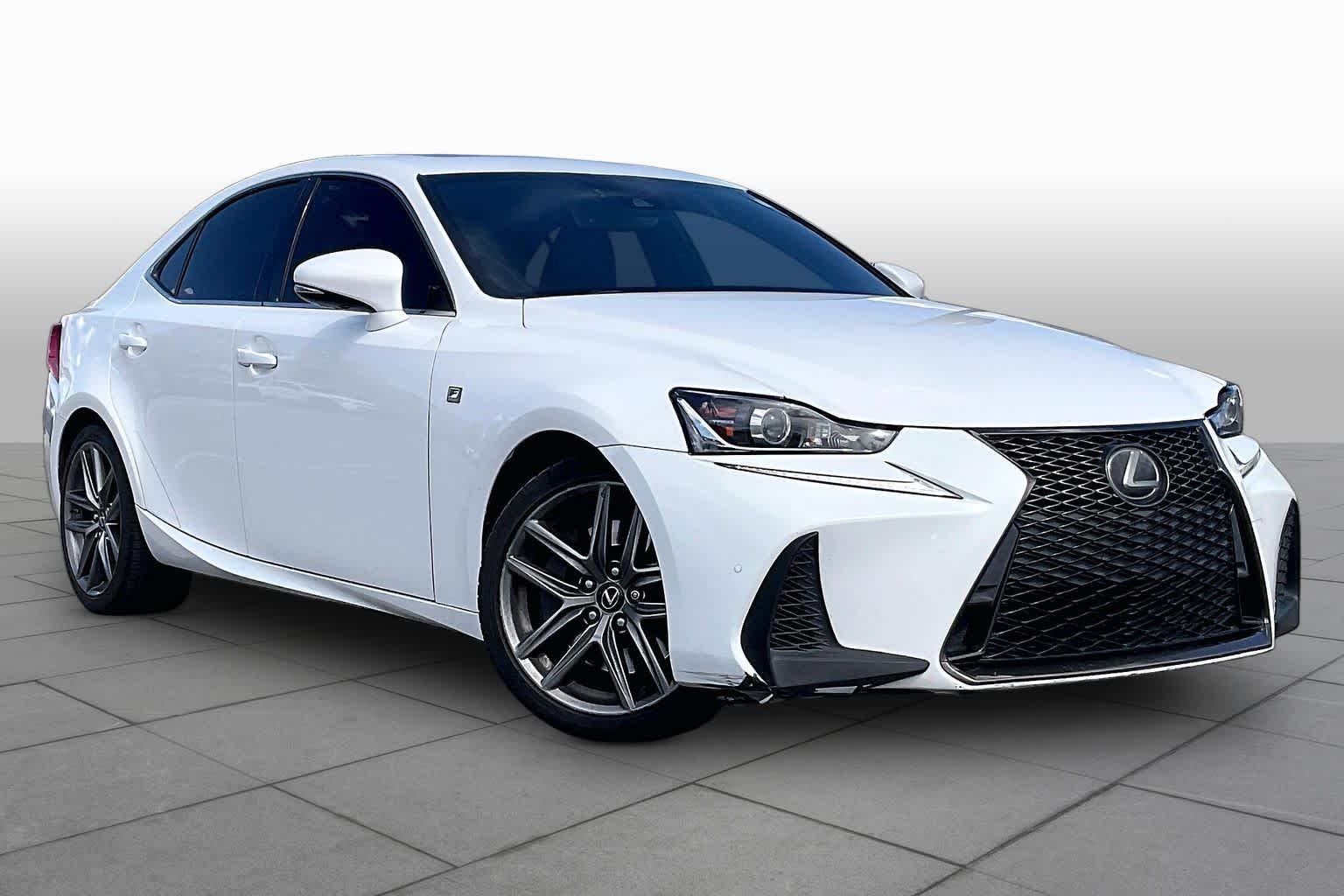 Used 2018 Ultra White Lexus  image 2