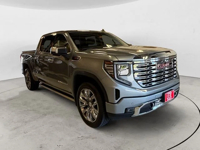 Used 2024 Silver GMC Denali image 8