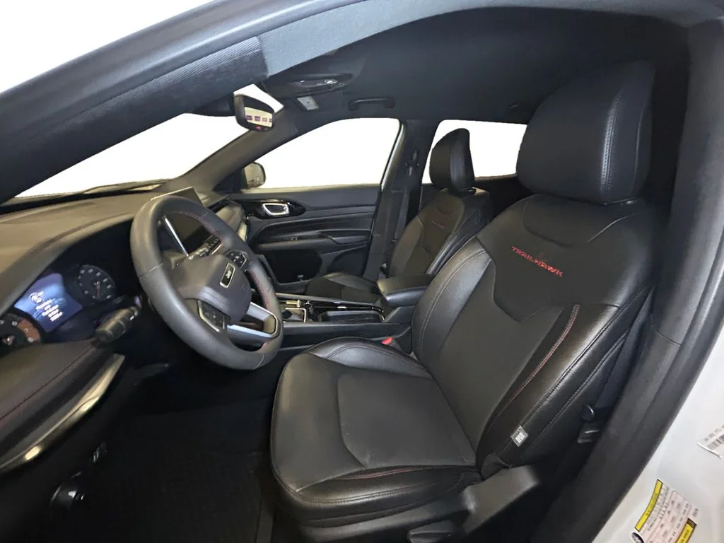 Used 2025 Bright White Jeep Trailhawk image 9