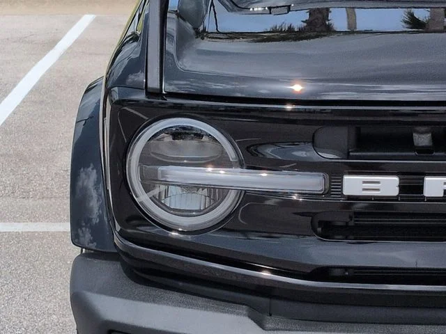 New 2026 Shadow Black Ford Outer Banks® image 10