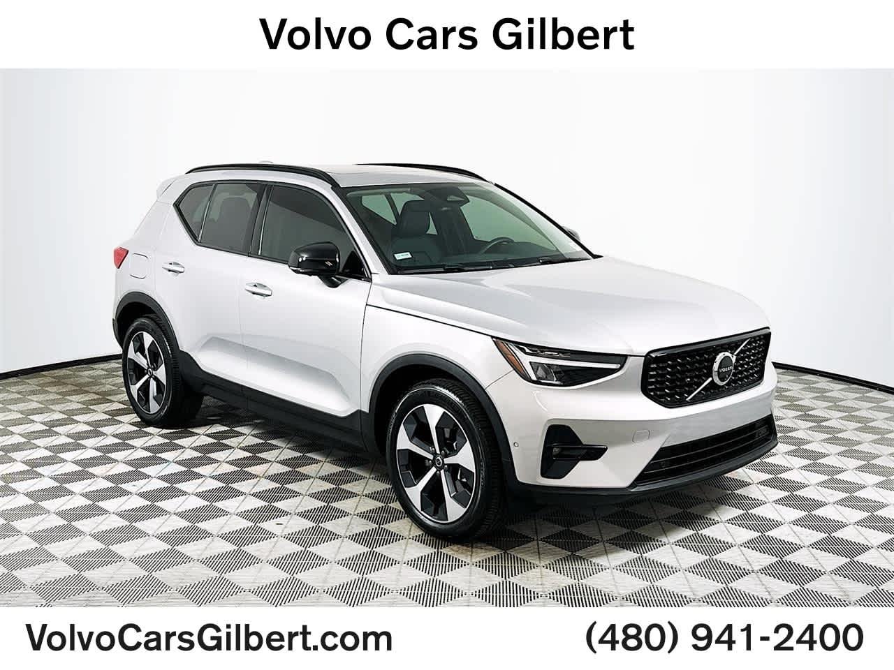 2025 Volvo XC40
