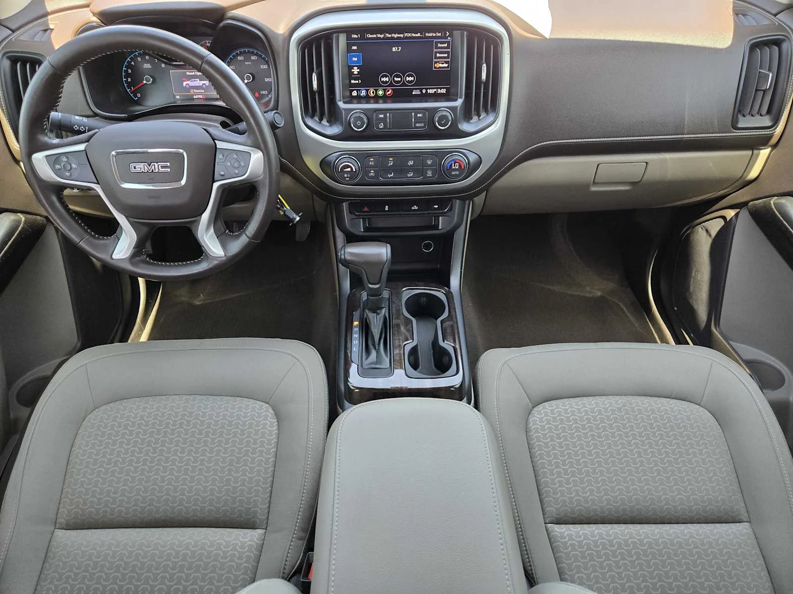 Used 2020 RED QUARTZ TINTCOAT GMC 4WD SLE image 23