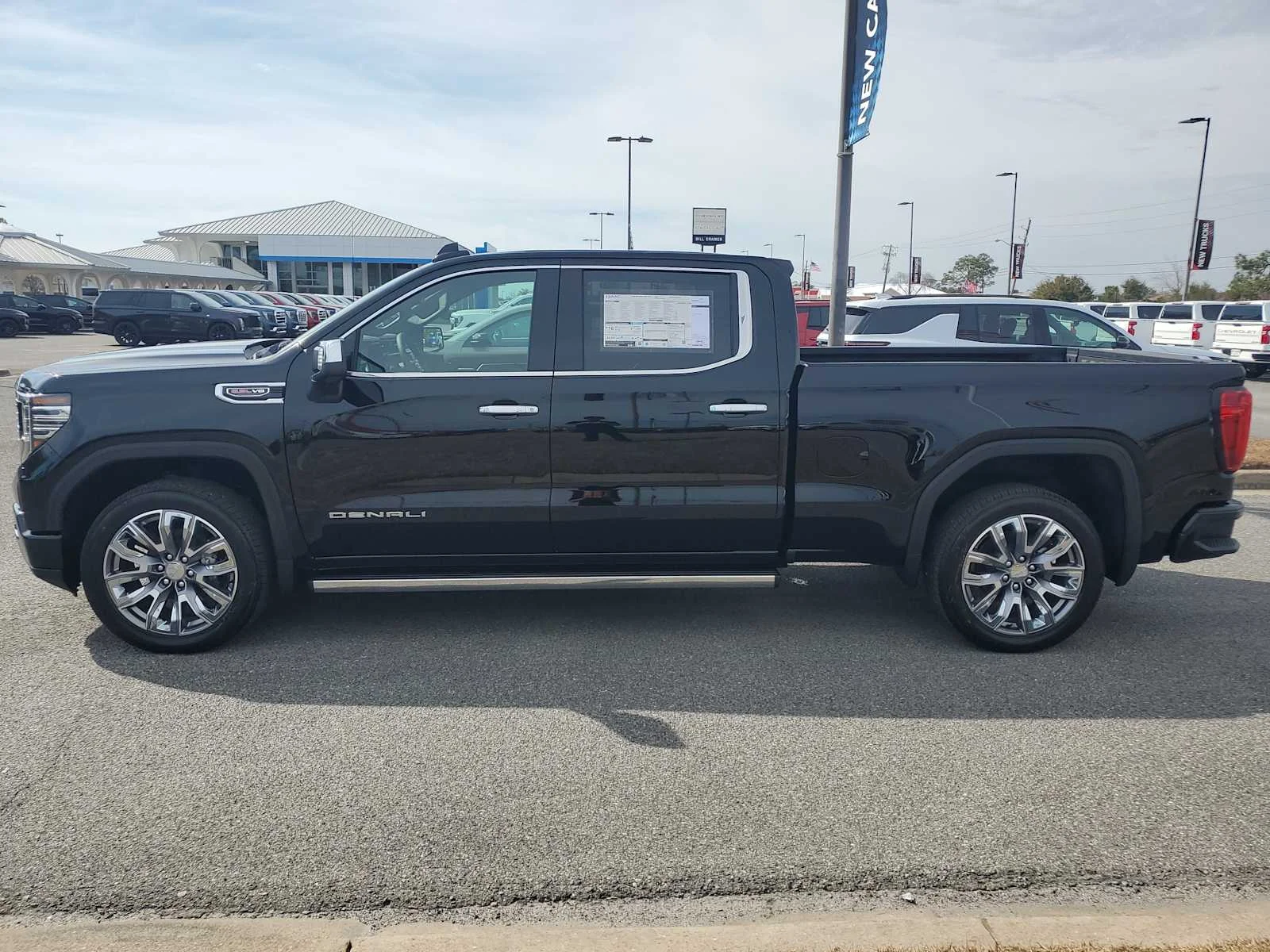 2026 GMC Sierra 1500 Denali - Photo 2