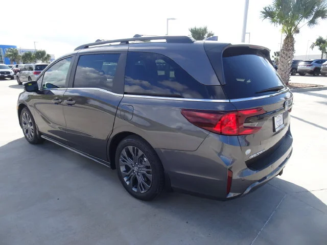 New 2027 Modern Steel Metallic Honda Touring image 6