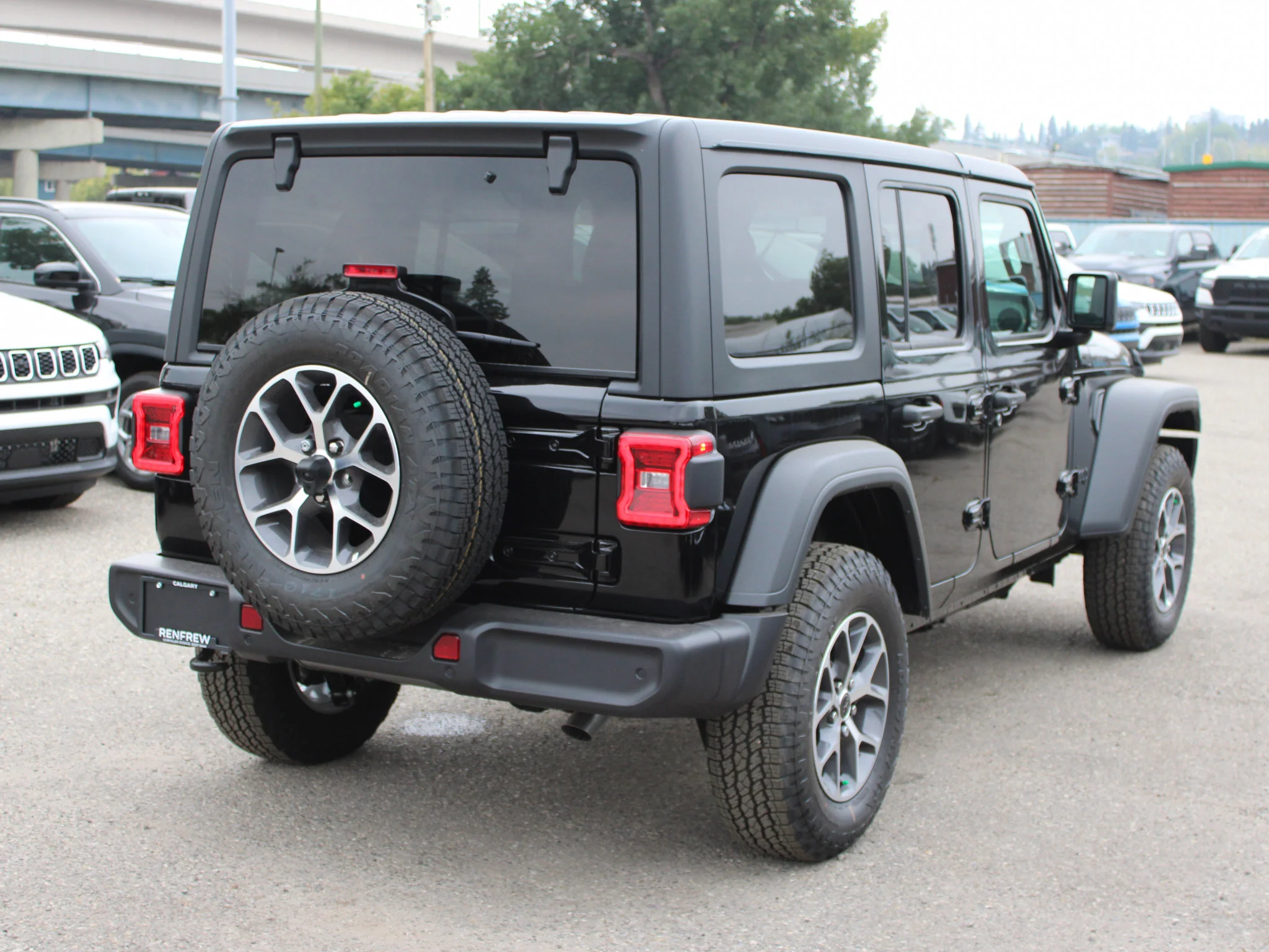 Used 2025 Black Jeep Sport S* 4 Door 4x4, Safety Group, Heated Seats, Remote Start image 4