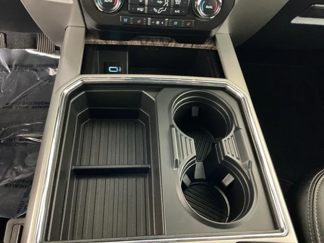 Used 2019 Agate Black Metallic Ford Lariat image 20