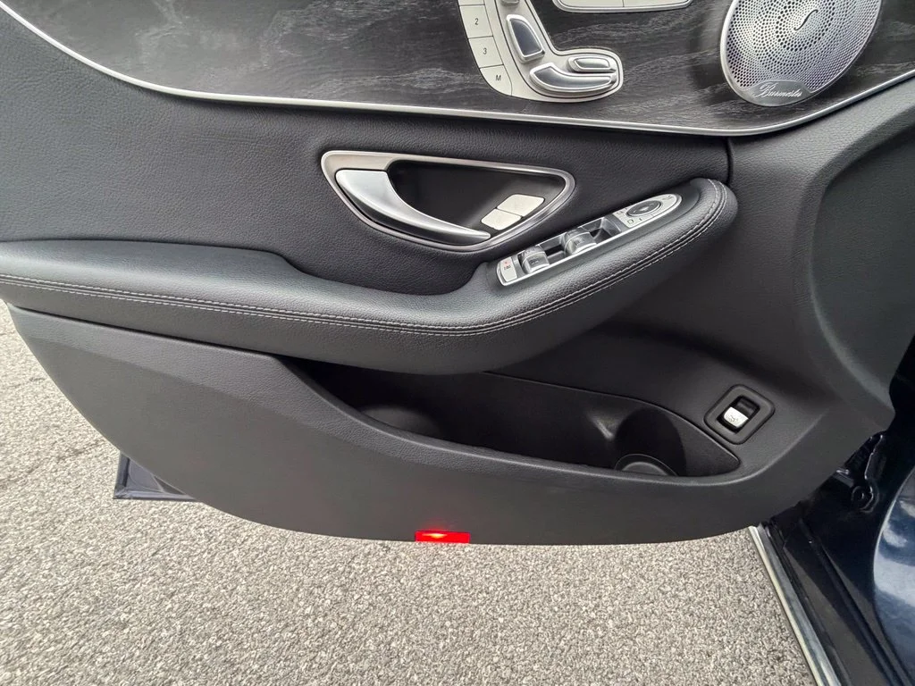 Used 2017 Blue Mercedes-Benz C 300 image 13