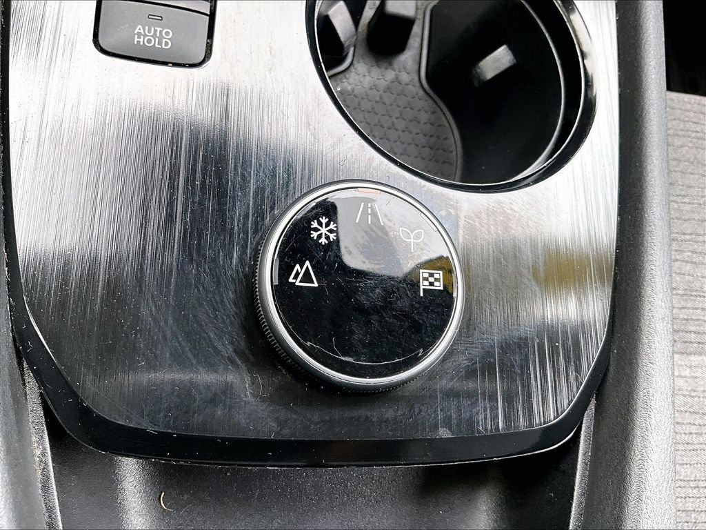 Used 2023 Gray Nissan SV image 26