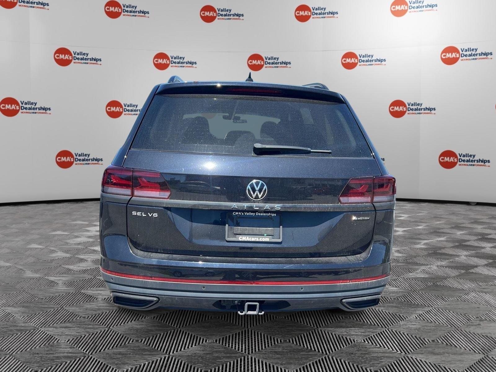 Used 2023 Deep Black Pearl Volkswagen 3.6L V6 SEL image 15