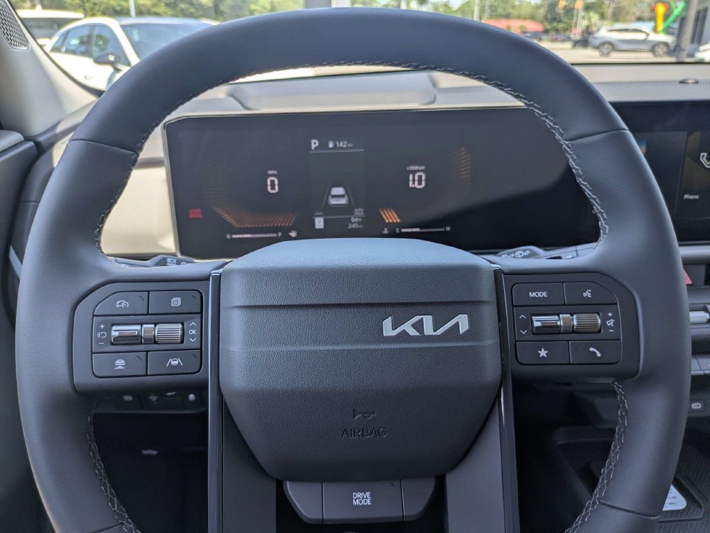 New 2027 Iceberg Green Kia S image 29