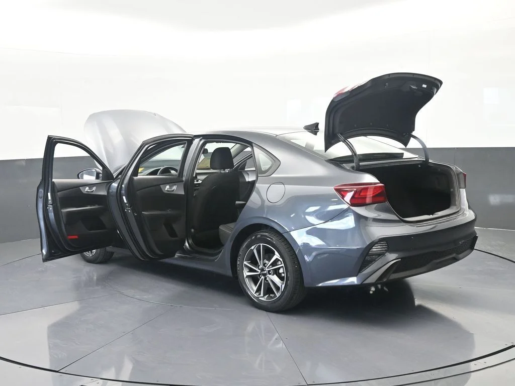 Used 2023 Gravity Gray Kia LXS image 68