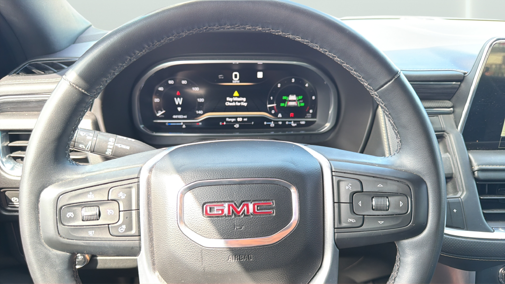 Used 2023 Black GMC SLT image 25
