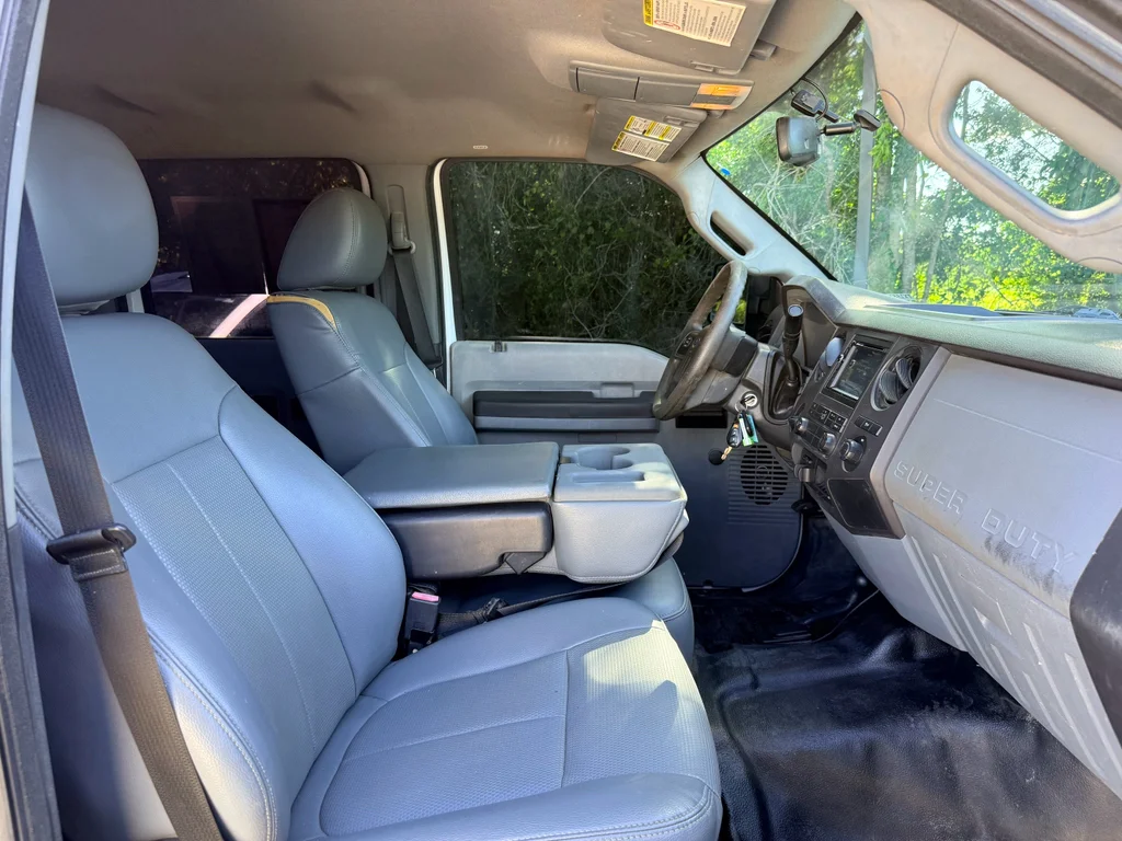 Used 2015 Oxford White Ford XL image 17