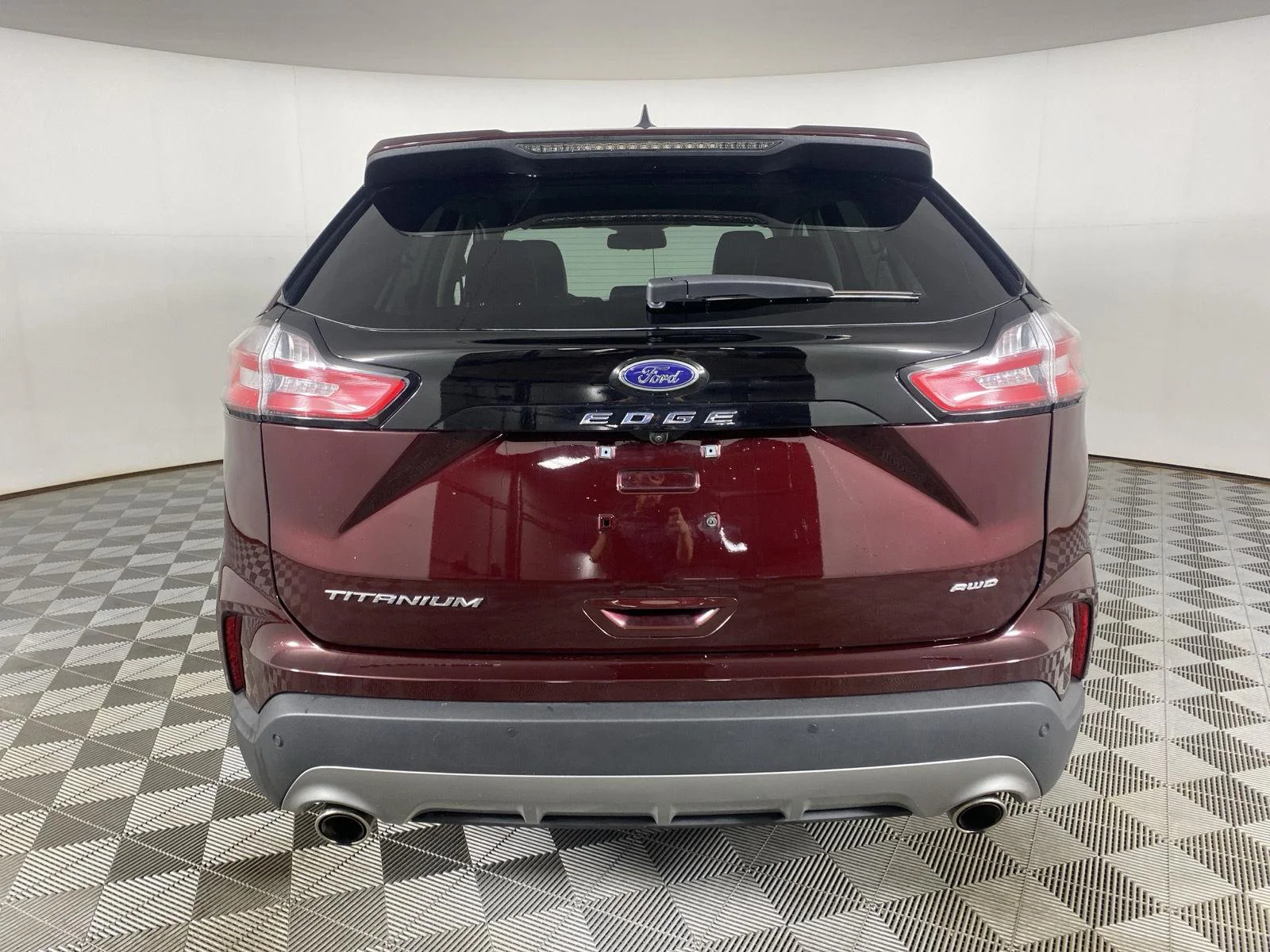 Used 2024 Burgundy Velvet Metallic Tinted Clearcoat Ford Titanium image 16