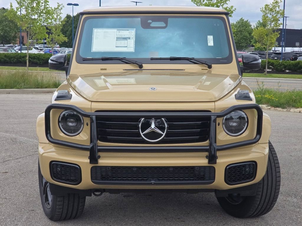 New 2026 MANUFAKTUR Desert Sand non-metallic Mercedes-Benz G 550 image 49