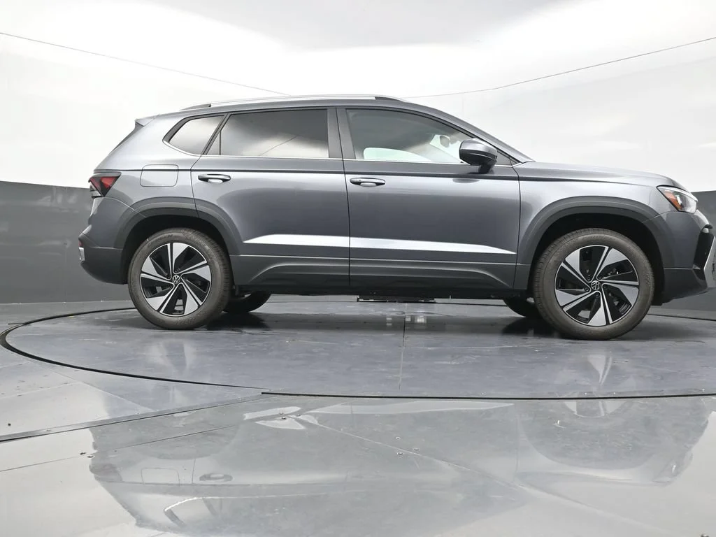 New 2026 Gray Volkswagen 1.5T SE image 29