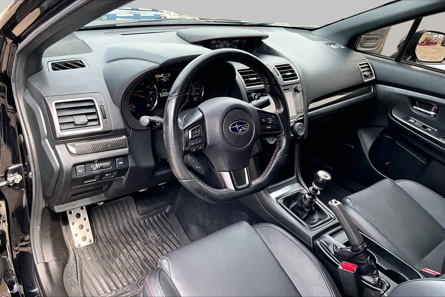 Used 2021 Crystal Black Silica Subaru Limited image 18