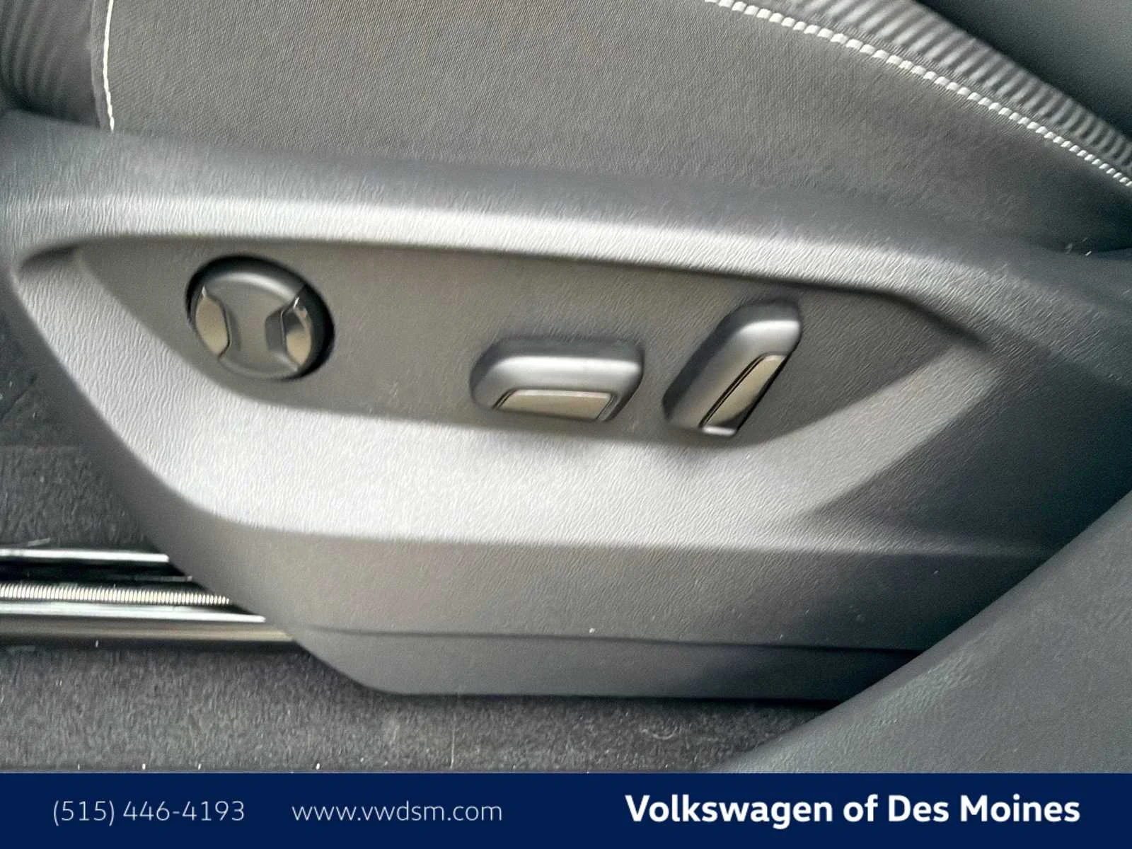 New 2026 Opal White Pearl Volkswagen 2.0T SE w/Technology image 25