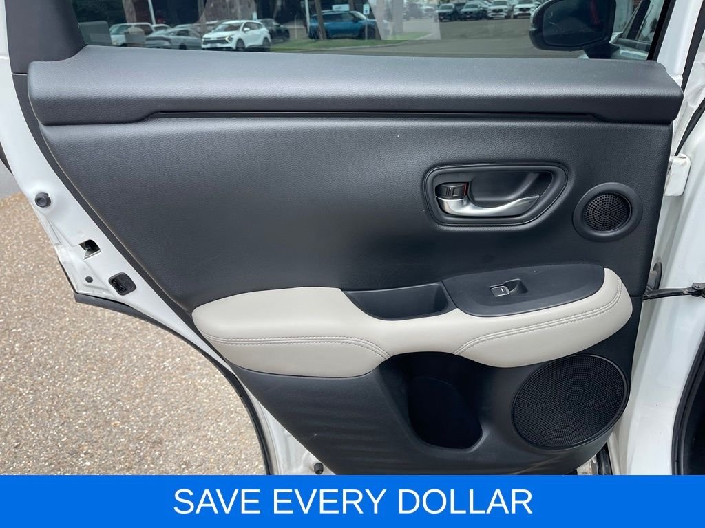 Used 2024 White Honda EX-L image 15