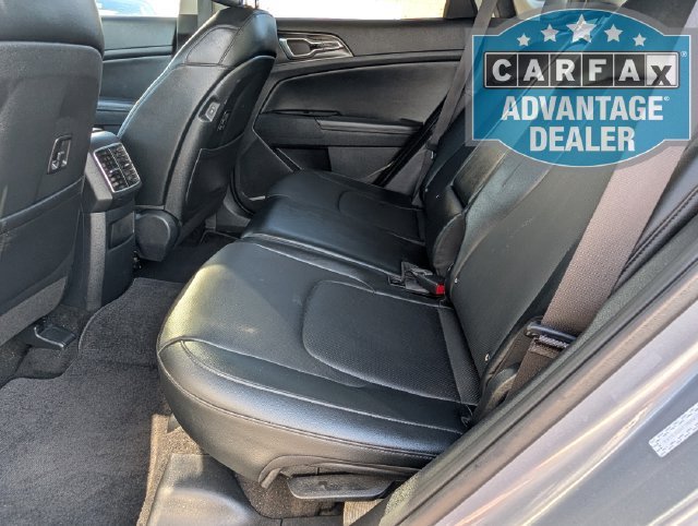 2025 Kia Sportage EX - Photo 18