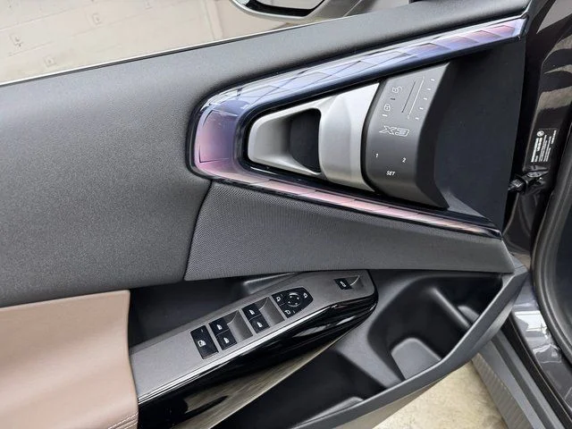 Used 2026 Gray BMW 30 xDrive image 11