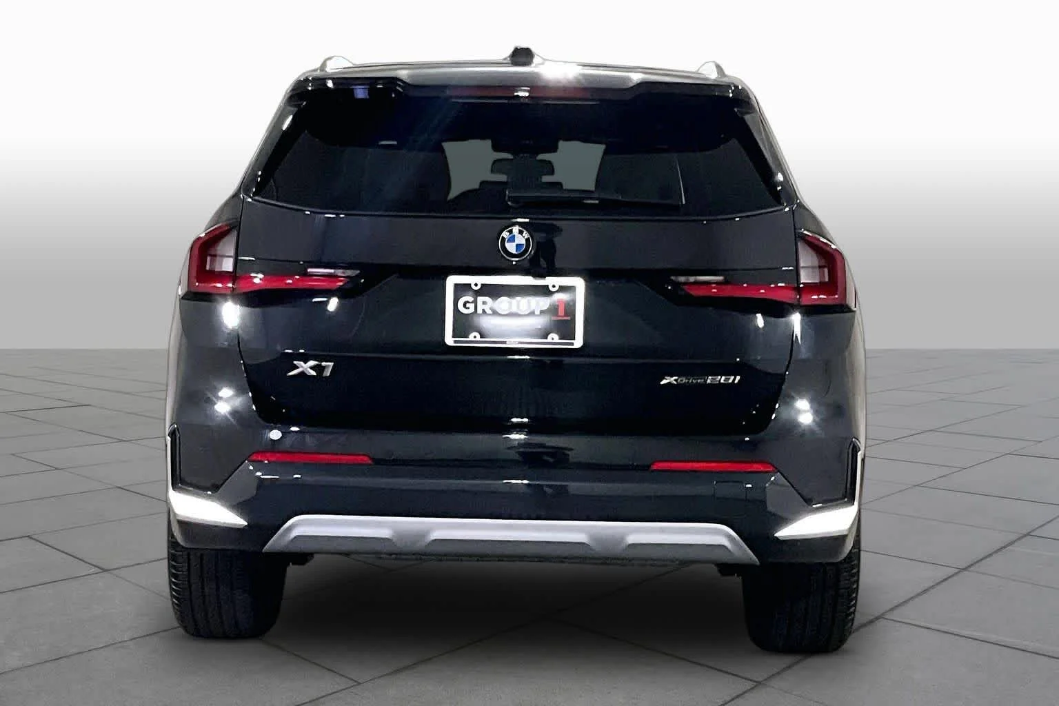 Certified Used 2025 Not Available BMW xDrive28i image 4